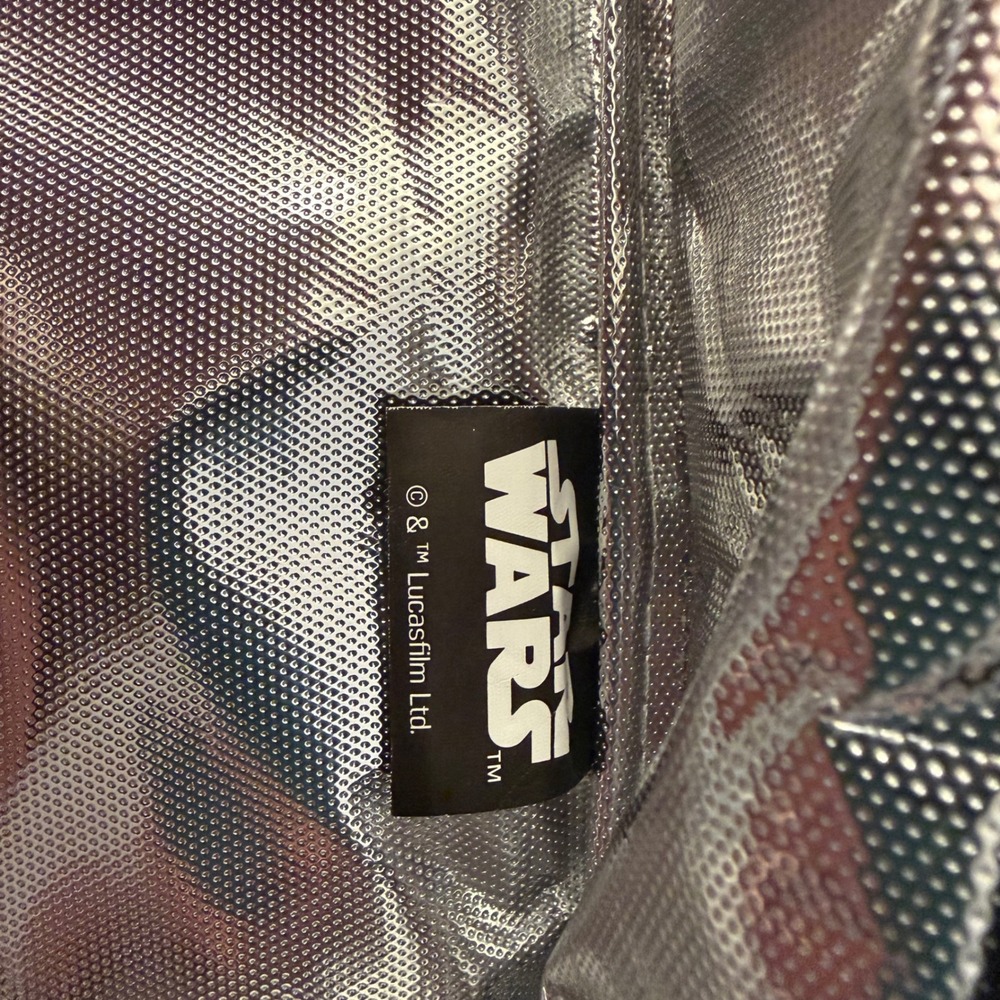 Star Wars Darth Vader 3D Molded Holographic Insulated Lunch Bag Black Red Empire - Picture 8 of 9